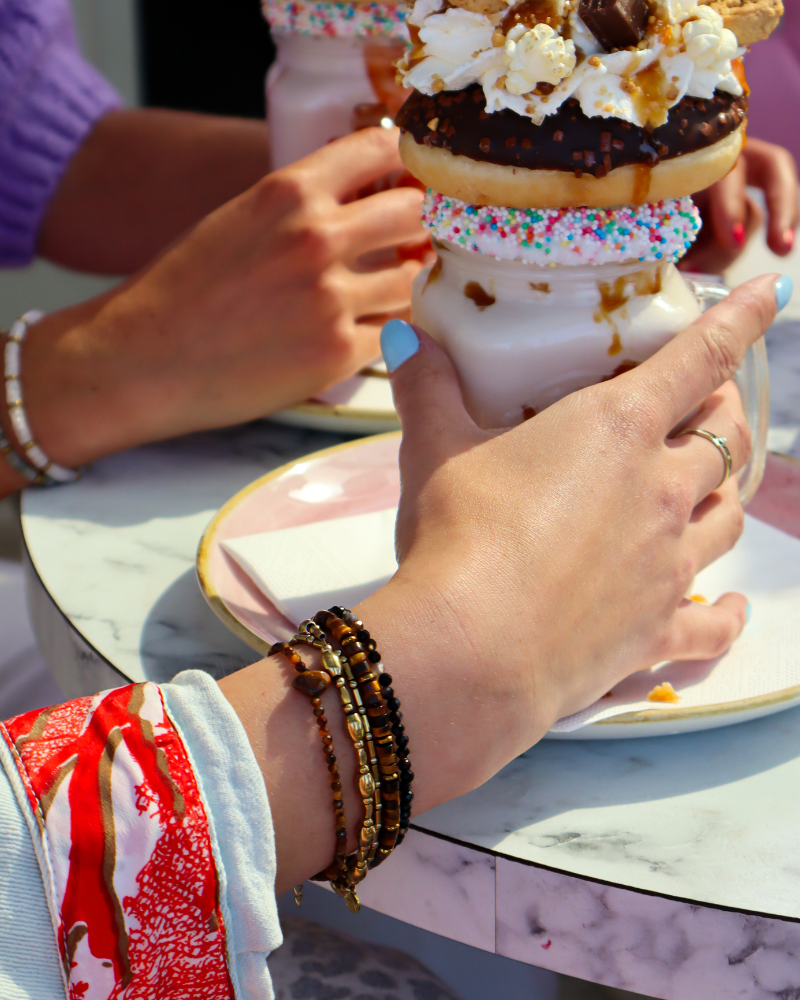 Tijgeroog armband met kralen en steen