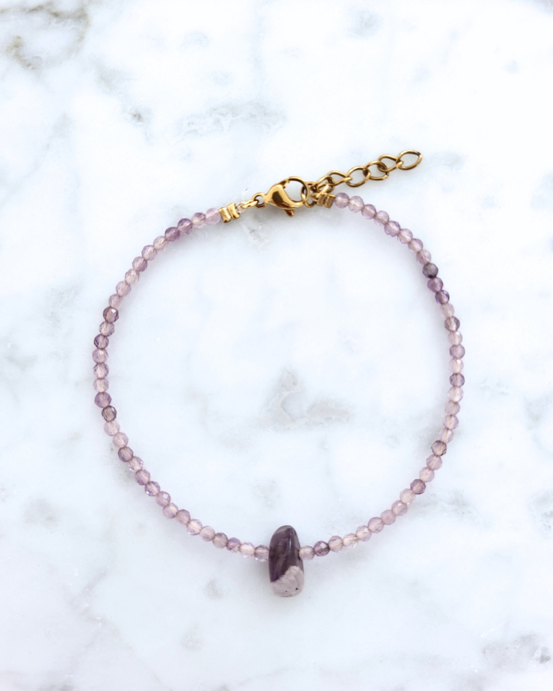 Amethist armband mini kralen met steen